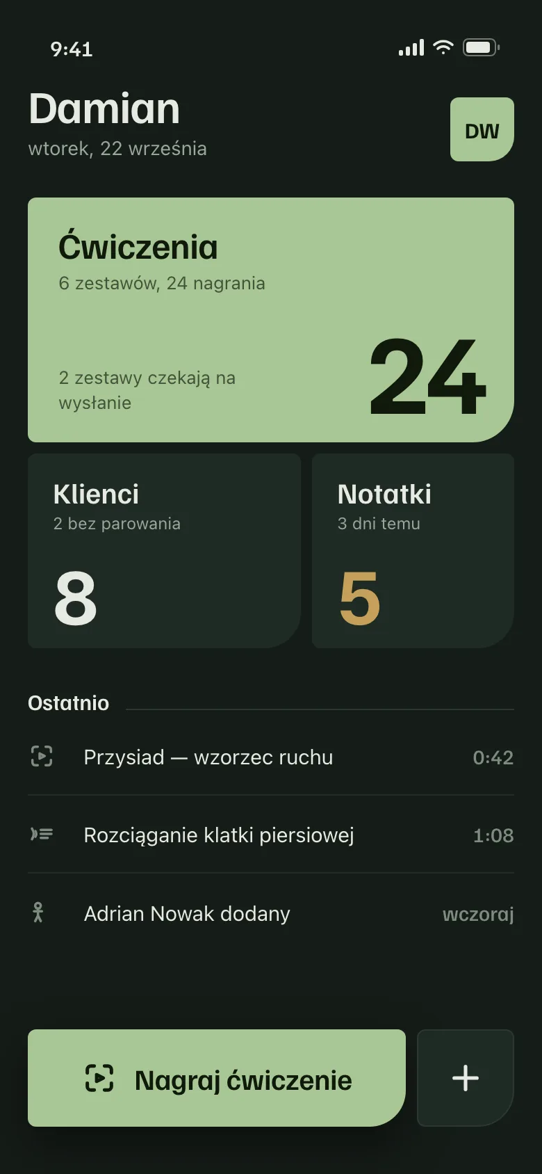 Ekran główny Retrygo na telefonie: zestawy ćwiczeń, klienci i ostatnie nagrania
